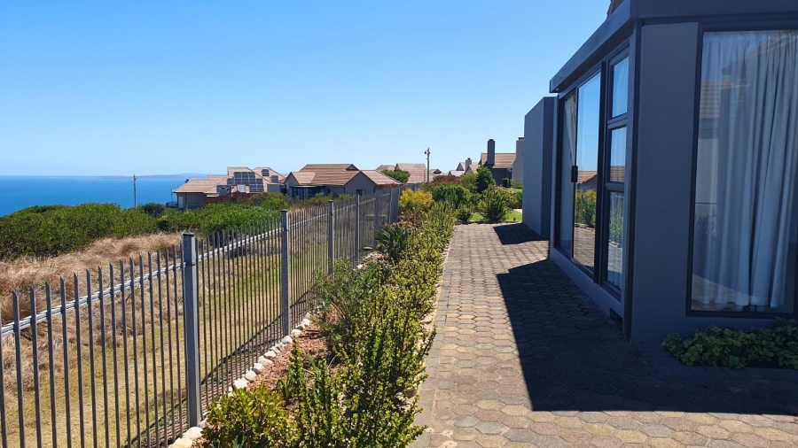 2 Bedroom Property for Sale in Dana Bay Western Cape
